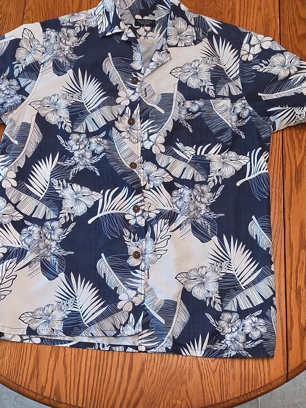 Men's Navy Tropical Floral Short-Sleeve Button-Down Shirt